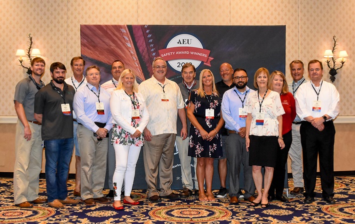 2018-safety-award-winner-group-photo_web